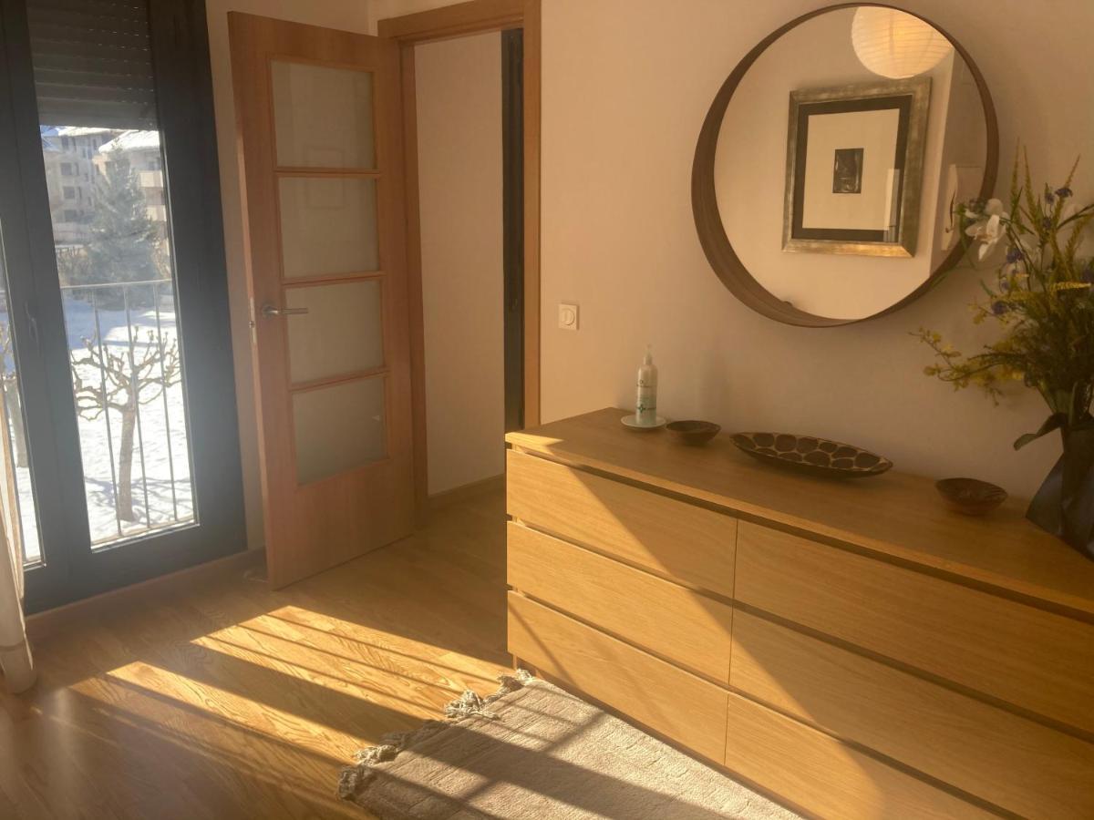 Modern & Cosy Apartment In Jaca Pyrenees Spain 外观 照片
